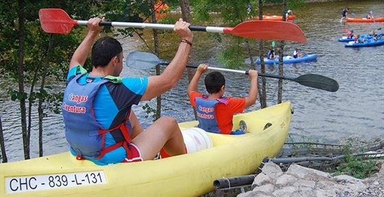 Descenso del sella en canoa con niños - Cangas Aventura